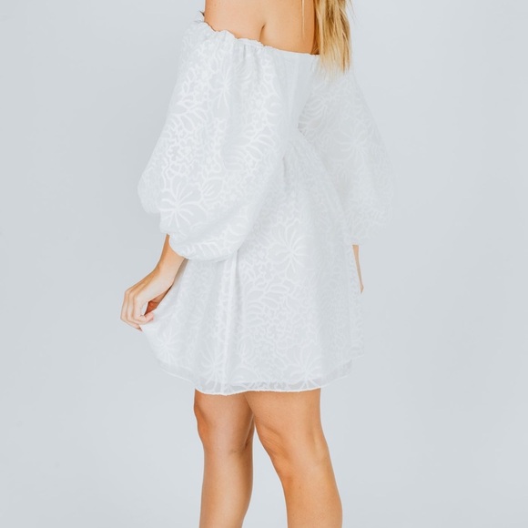 NWT Tanya Taylor Women’s Josette Puff Sleeve Mini Dress in White in size 4 - Picture 3 of 13